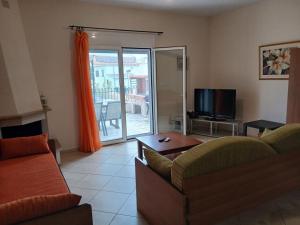 Autonomous Maisonette