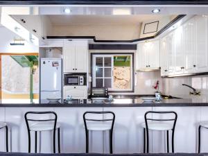 Seaside Arico, Calle la Caleta