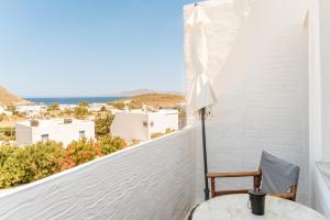 Porto Galini Tinos Myrsini 106