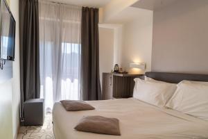 Superior Triple Room room in Hotel Désirée