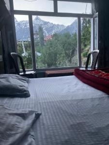 Mountain vista
