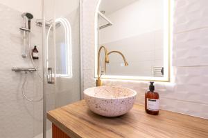 Appartements Le Hirvi - cocon zen et epure a 10min Vieux Lyon : photos des chambres