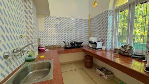 Fully Furnished 3BHK for Families 201