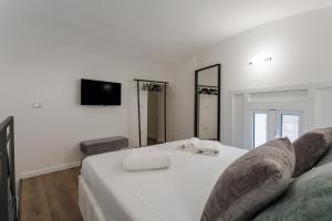 Al Canneto 7H by Dimorra