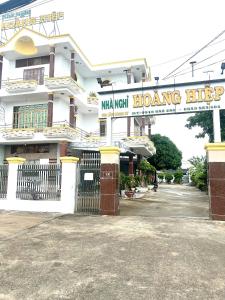 NHÀ NGHỉ HOÀNG HIỆP