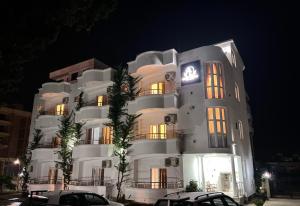 Addy's Apartments