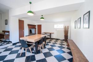 Maisons de vacances Le Damier - Maison de Campagne - 3 chambres -130m2 : photos des chambres
