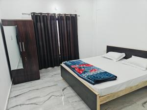 Non AC Room For Students Near IIM College