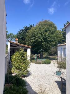 Maisons de vacances Noirmoutier centre Maison 5 chambres avec 5 SdB & Grand jardin : photos des chambres