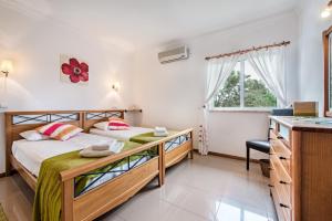 Apartment 1A Gale Garden by Algarve Villa Holidays