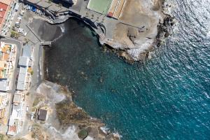 Casa Malo Garden and sea view townhouse