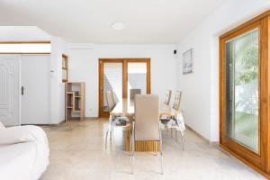 Casa Malo Garden and sea view townhouse