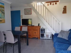 Maisonnette Vendéenne 4 Pers. avec Piscine Privée et Parking Privé - FR-1-476-240