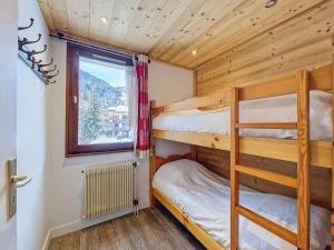 Appartements La Clusaz - Appartement cosy 6 pers, balcon et parking - FR-1-818-104 : photos des chambres