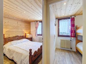 Appartements La Clusaz - Appartement cosy 6 pers, balcon et parking - FR-1-818-104 : photos des chambres