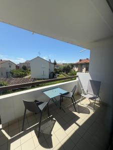 Hotels Hotel Sable Et Soleil - Port, Plage & Jacuzzi prive : photos des chambres