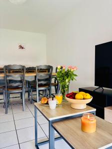Appartements T3 lumineux, parking prive, calme, jolie vue : photos des chambres