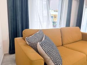 Central and Fully-Equipped