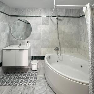 2 Bedroom Apartment In Los Cristianos K210