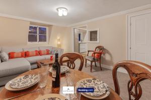 Spacestation Four 4 Bedroom Serviced Apartment By AltoLuxoExperience Short Lets & Serviced Accommodation With Free Wifi