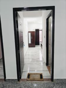 Elegant Non AC Room Near IIM College