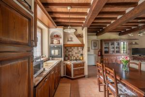 Casa Marlèn - Medieval Borgo & pool - ItalyWeGo