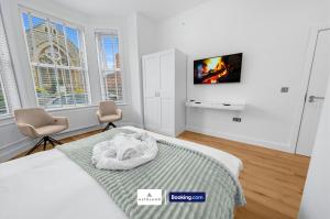 No 26 6 Bedroom House By AltoLuxoExperience Short Lets & Serviced Accommodation With Free Wifi
