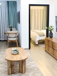 1Bed apt with rooftop pool gym and scenic views in Westlands