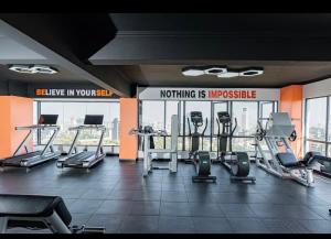 1Bed apt with rooftop pool gym and scenic views in Westlands