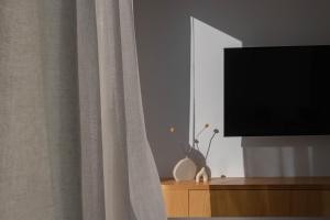 Elemoni - Grandma Elenis Garden Stay!