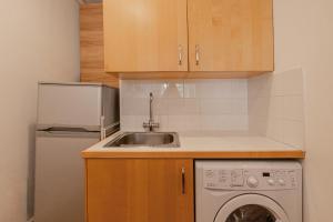 Central 1BR Fitzrovia Apt by Soho, 3min Tube