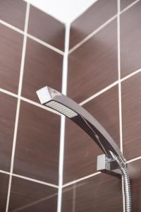 Modern apartment, 1km from city!