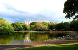 Modern apartment, 1km from city!