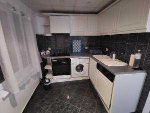 Мезонет в Гръцката Махала