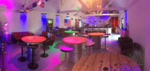 Chalets MOBILHOME camping LA FALAISE : photos des chambres