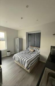 APARTMENT 1, Westmount