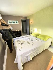 Villa 12 personnes au calme avec piscine