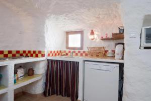 RentitSpain - Guadix - Cueva Oliva Relax e Historia entre las Montañas