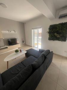 5 Star Residence - Stylish Modern apartments in St Julians