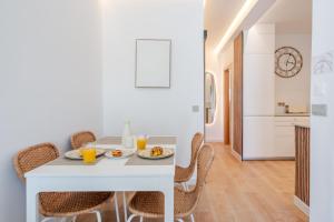 Sandora Breeze by Seareen