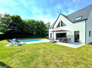Villas La Saline - Villa avec piscine a 450m des Plages : photos des chambres