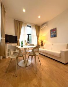 Frensis Apartment