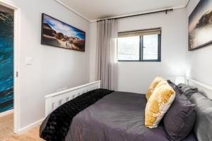 Wavescapes - Surfers paradise