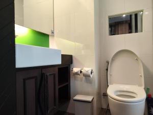 8 Floor - Mountain view Studio room at TBHR near Kata beach