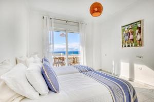 Apartamento en primera línea de playa en Estepona