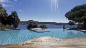 Appartements Luxueux T4 de 100m2 avec roof top, piscine et plage : photos des chambres