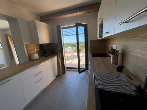 Appartements Luxueux T4 de 100m2 avec roof top, piscine et plage : photos des chambres