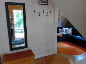 Black & White - Honey