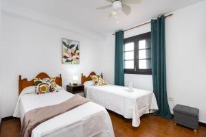 Home2Book Sunny Apt Pool & Terrace, Las Américas