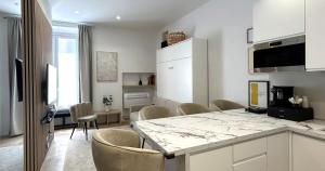 YCH-Vatican Superior Suite